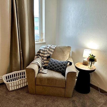 Comfortable 2Br Apt Central 페어뱅크스 외부 사진