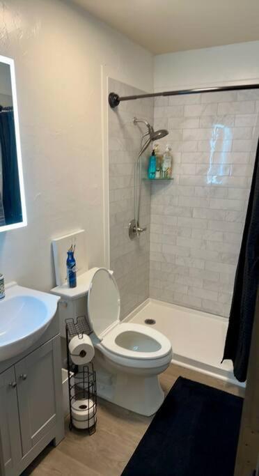 Comfortable 2Br Apt Central 페어뱅크스 외부 사진